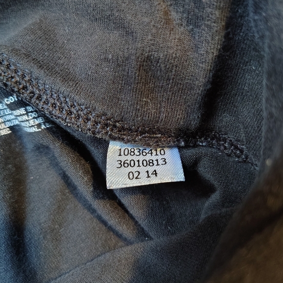 SOLD Victoria’s Secret PINK Foldover Yoga Shorts XS Black Silver Sequin Stretch - Picture 8 of 11